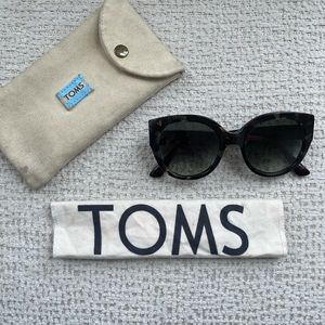 TOMS Sunglasses